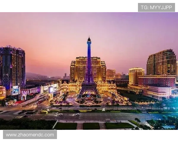 如何在澳门巴黎人花园中拍出唯美的旅游照片，捕捉每一个难忘的瞬间